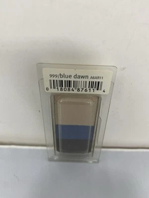 AVEDA Blue Dawn Trio Petal Essence Eye Color Eye Shadow 999 - Image 1 of 3