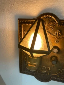 Vintage Night Light Multi panel Frosted Glass Plug in Nightlight - Picture 1 of 8