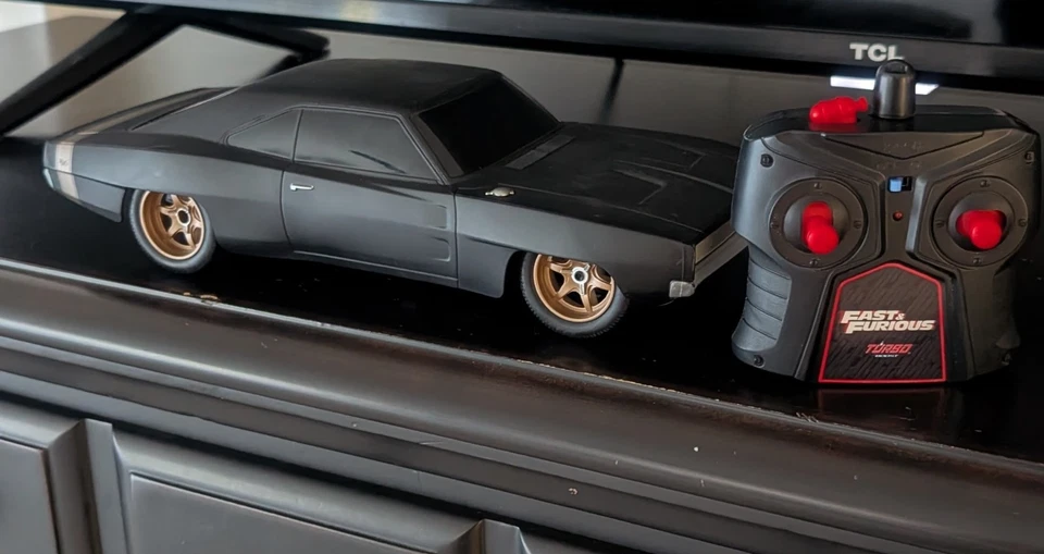 Jada Fast & Furious Dom's 1968 Dodge Charger F9 Widebody Black R/C  TESTED - Image 1 of 4