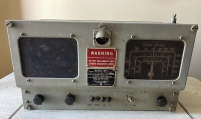 Radio de barco modelo Crosley REP WW2 1945 Foto 1 de 4