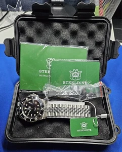 Steeldive Black SD1953 Seiko NH35 Automatic 300m Dive Watch Sapphire Jubilee - Picture 1 of 10