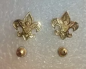 Vintage Boy Scouts of America BSA Logo Fleur De Lis Metal Stud Earrings - Picture 1 of 5