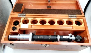 Bausch & Lomb Refractometer - Picture 1 of 9