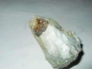 - Minerali Grezzi Cristalloterapia - VESUVIANITE (11) piemonte - Bild 1 von 1