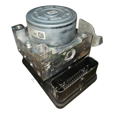 Mercedes C-class C250 W205 2015 Abs Pump A2054313612 - Image 1 of 4