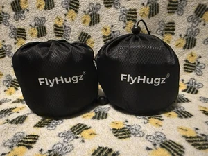 2 almohadas de viaje FlyHugz para cuello | Almohada de espuma viscoelástica para cuello para comodidad en avión - Imagen 1 de 1