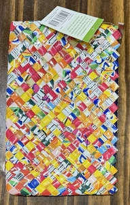 Bolsa de jugo reciclado artesanal bolsa de accesorios comercio justo Filipinas nueva con etiquetas - Imagen 1 de 8