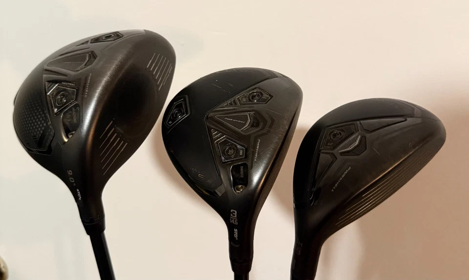 Juego de madera rígida flexible Cobra Dark Speed LS - 9° Driver, 14,5° 3-Madera, 19° 3-Híbrido Foto 1 de 4