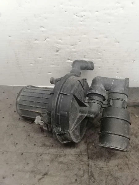 Bomba de inyección de aire bomba de aire secundaria 3,2 L compatible con AUDI A3 2006 778633 Foto 1 de 4
