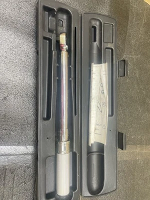 Snap On Tools QD2R100A Torque Wrench Adj. Click Type 20-100 ft. lb.  (R7A014427) - Image 1 of 3