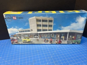 Kibri B-7400 ~  Passenger Station Kt ~ European Prototype N Scale Factory Sealed - Picture 1 of 5