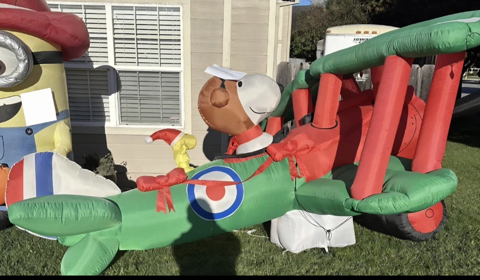 12ft Snoop and Woodstock Christmas Plane w/ Spinning Propeller Inflatable - Image 1 of 1
