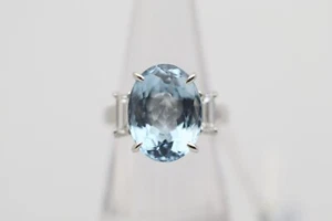 Women's 8.28 Carats Aquamarine 0.92 Carats Diamond 3-Stone Platinum Ring Size 6 - Picture 1 of 3