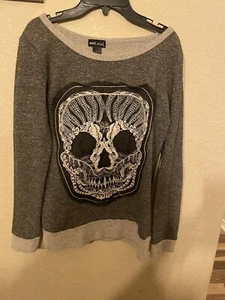 Wet Seal Womens Sweater Gray Top Pullover Skull Halloween - Picture 1 of 6
