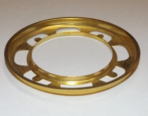 4" Fitter, Solid Brass Ball Shade Holder for all No. 2 Lamp Burners NEW 10780JB - Picture 1 of 4