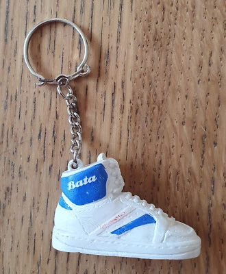 PORTE CLE CLEF porte-clé bata basket chaussure collection - Photo 1/3