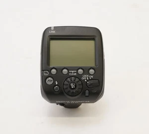 Canon Speedlite Transmitter ST-E3-RT (Ver. 3) - Picture 1 of 3