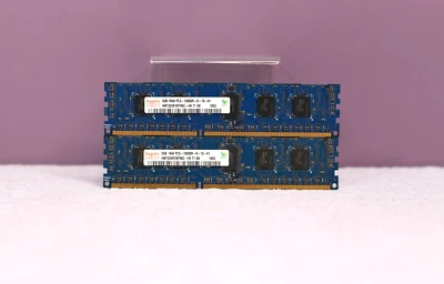 Hynix HMT325R7BFR8C-H9 2GB PC3 1600R 1RX8 Server Memory RAM - Image 1 of 2