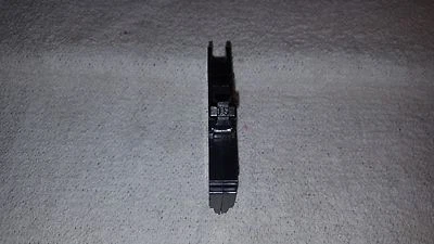 FEDERAL ELECTRIC FPE 1 POLE 15 AMP CIRCUIT BREAKER (THIN) NC115 BROWN OR BLACK - Image 1 of 4