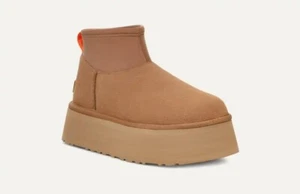 Bota UGG Classic Mini Dipper Castaño, Nueva con todo el Embalaje Original - Imagen 1 de 5
