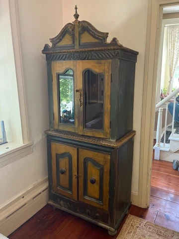 ANGLO INDIAN Almirah Cabinet. Green And Gold with glass panels Cover