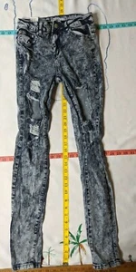 Girl's Size 26" Waist (Size 3) American Bazi Distressed Jeans - Picture 1 of 5