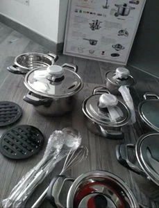 BATTERIA DI PENTOLE 23 PEZZI A. M. C. PROFESSIONAL SUPER OFFERTA AMC BATTERIA - Foto 1 di 3