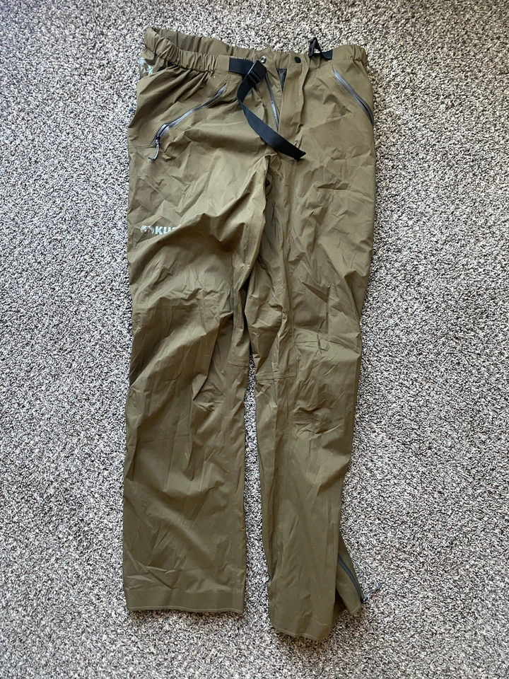 Pinturas de lluvia KUIU Northridge - tamaño grande - color bourbon - usadas excelente estado Foto 1 de 4