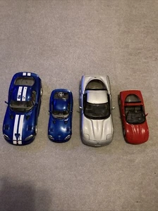 Burago Automodell Konvolut 2 Chevrolets 1997 Und 2 Dodge Vipers - Bild 1 von 14