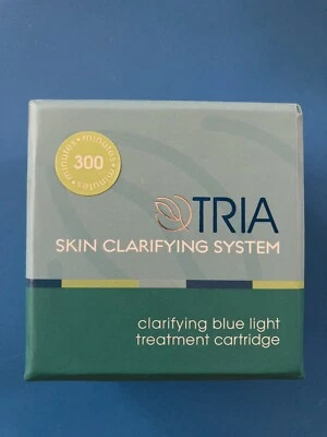 Tratamiento de luz azul clarificante de piel Tria Beauty ~ 2 CARTUCHOS ~ 300 min. Cada Foto 1 de 3