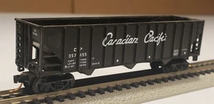 Life-Like - N Scale - Canadian Pacific (CP) - 50' 4 Bay Hopper Car w/Micro + - Picture 1 of 12