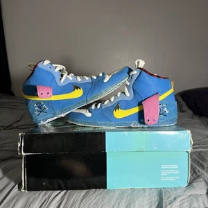 Size 10.5 - Nike Dunk Premium SB High Familia - Picture 1 of 8