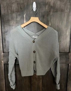 Moon and Madison Button Cardigan Sweater Knit Wide V-Neckline - Cropped sage L - Picture 1 of 3