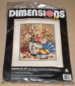 Kit de punta de aguja 1992 Dimensions/Betty Whiteaker "Bodegón oriental" 12x14" - Imagen 1 de 2