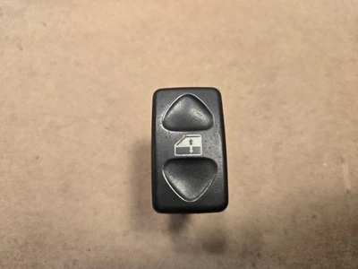 Interruptor de ventana eléctrica Land Rover Discovery 2 YUF101520LNF Foto 1 de 4