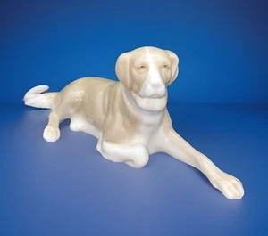 FIGURA PERRO LABRADOR RETRIEVER 10" Largo, España, Porcelana Porceval, Impecable - Imagen 1 de 8