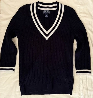 Suéter de GOLF para mujer CHAPS azul marino blanco a rayas tejido con cable cuello en V mediano Foto 1 de 4