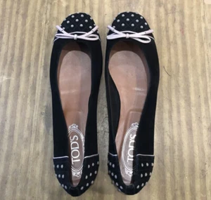 Tod’s Designer Black Suede Flats sz 39.5, Amazing Style And Quality REDUCED 💋 - Picture 1 of 7