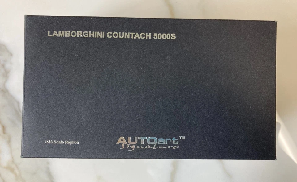 AUTOart 1/43 Signature Series Lamborghini Countach 5000s Black 54532