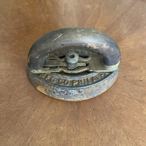Enterprise Mfg Co. Antique Sad Iron Size No 50 Wood Detachable Handle Phila Pa - Picture 1 of 5