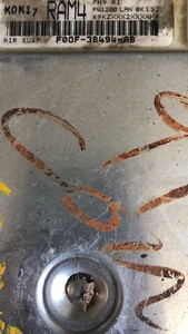 1991 Lincoln Continental suspension control module F00F-3B494-AB - Picture 1 of 4