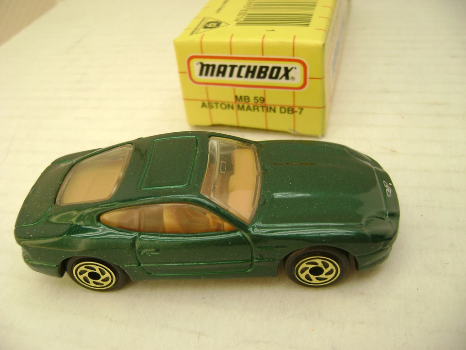 1993 MATCHBOX SUPERFAST MB59 GREEN ASTON MARTIN LAGONDA DB-7 NEW IN BOX - Image 1 of 3