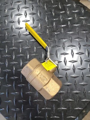 НОВЫЙ Apollo 70-107-27 2-полосный шаровой клапан с ручным управлением встроенная резьба 1-1/2" - Изображение 1 из 4