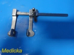 Pilling Weck Pediatric CVT Sternal Self-Retaining Retractor | Round-Hole ~ 37633 - Picture 1 of 9
