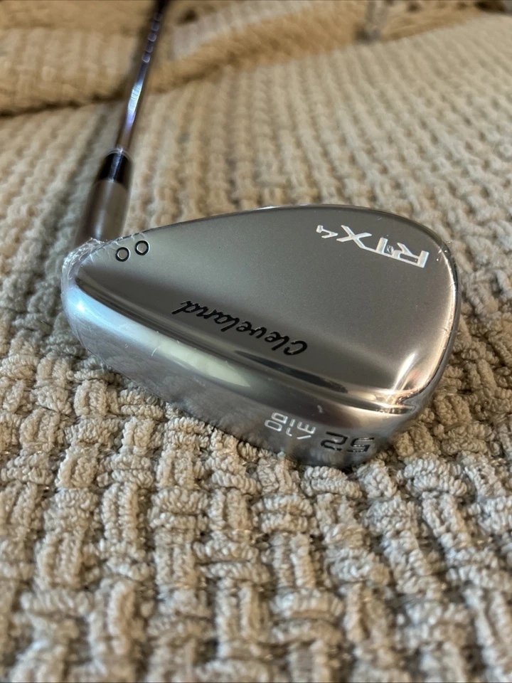 Cleveland Golf RTX4 52* Wedge w/KBS Hi-Rev 2.0 115  - Image 1 of 4