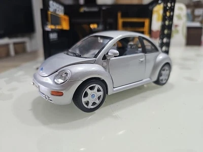 1:24 Welly Volkswagen New Beetle Tdi 2.5 Grigia - Immagine 1 di 4
