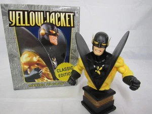 Bowen Designs Marvel 5.5" Yellowjacket Classic Version Mini Bust Statue MIB C373 - Picture 1 of 5