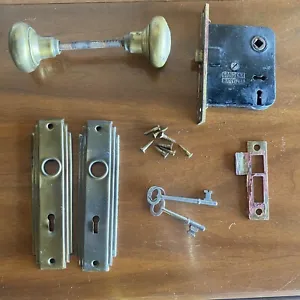Antique Vintage Sargent Door Knobs Backplates Mortise Skeleton Key Brass Salvage - Picture 1 of 14