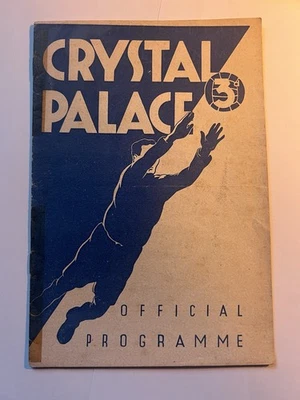 CRYSTAL PALACE V GILLINGHAM, Div 3 - 1951/52 See Notes And Photo For Condition - Image 1 of 2