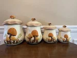 Vintage 1970's Arnels Ceramic Set of 4 Mushroom Canisters With Lids - Picture 1 of 23